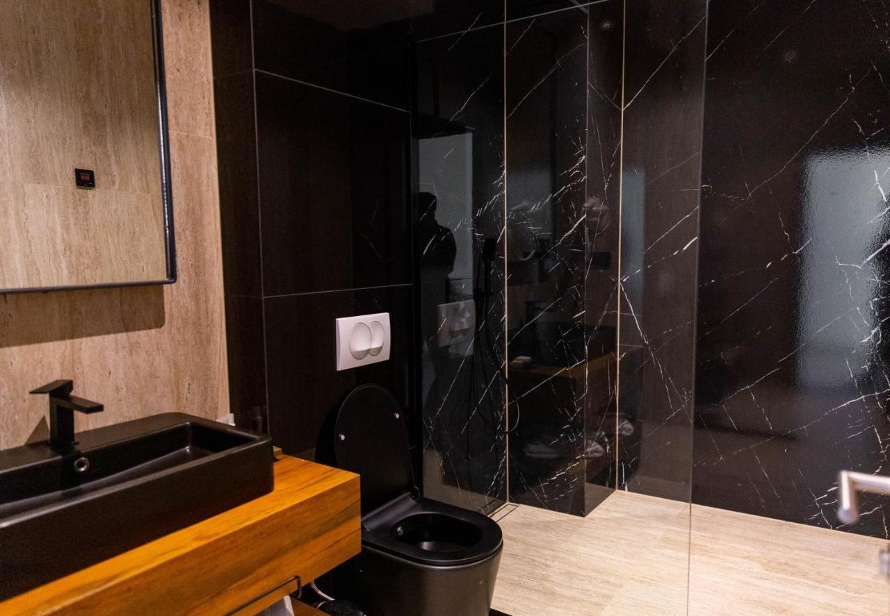Hotel Tesara Prizren Buitenkant foto